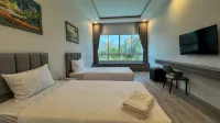 Baan Suan Khun Ta and Golf Resort Hotels in Warin Chamrap