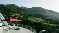 Chebera Elephant Paw Lodge - Mountain view