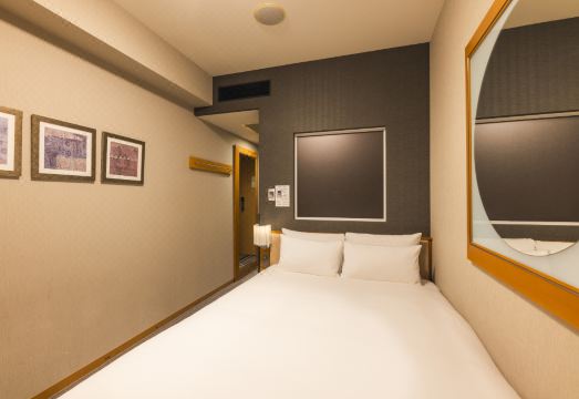 호텔 썬루트 플라자 신주쿠