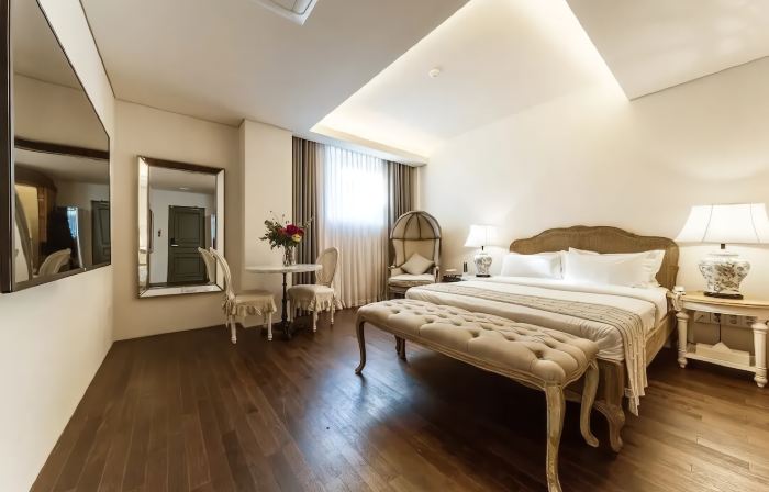 KAYLA HOTEL