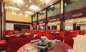 Baojing Ethnic Hotel