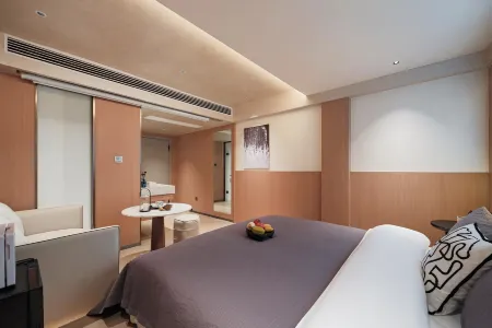 YSEE Hotel (Guiyang Fountain Minsheng Road Branch) Отели рядом с достопримечательностью «Dashizi Square»