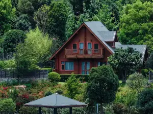 Popular Family Hotels in Honghe