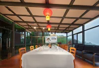 Jiayang Group, Wohong Village, Yuyao, Zhejiang, China, 450 meters north of Maohuping