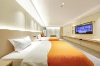 Linjianglou River View Boutique Hotel (Zhusheng Bridge Branch, Zhenyuan Ancient Town) - Pet friendly