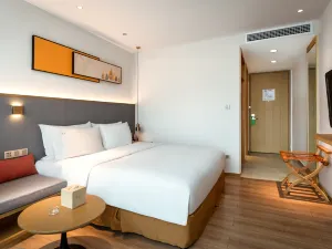 Holiday Inn Batang