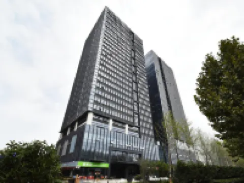 美汐アパートホテル(駱崗中央公園和昌センター)