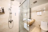 Borrman Hotel (Canton Tower, Sun Yat-sen University Metro Station, Pazhou Exhibition Center) Hotels in Guangzhou