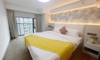 Luke National Chain Apartment (Humen Railway Station Poly Time Zone)