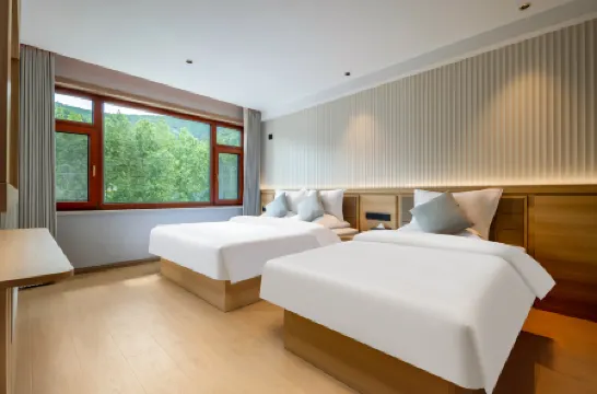 Floral Hotel·Wutai Mountain Xiyue Mountain Boutique Hotel (Wuye Temple) Отели в г. Утайшань