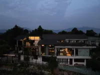 Ya'an Yewang NatureCamp Homestay (Ya'an Yuntaishan Branch) Các khách sạn ở Nhã An