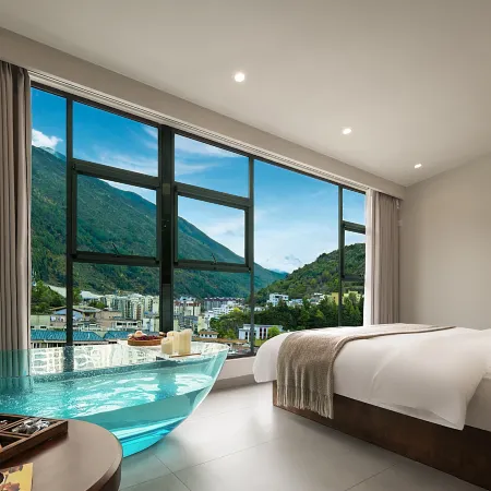 Qiu Mo·Designer View Villa