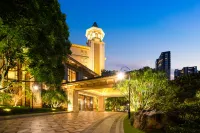 Chateau Star River Peninsula Hotels near Guangdong Arts Vocational College