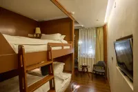 Floral Hotel·Xietong Qingshang Store Hotel (Pingyao Ancient City Branch） Hotels in Pingyao