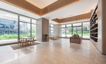 Ji Hotel (Chongqing Dadukou District Tianan Digital City)
