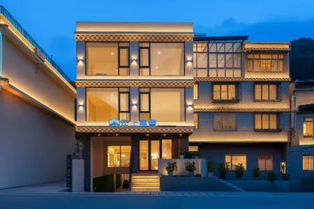 Yunshang Xingshe Hotel (Kangding) Отели рядом с достопримечательностью «Seven-color Sea»