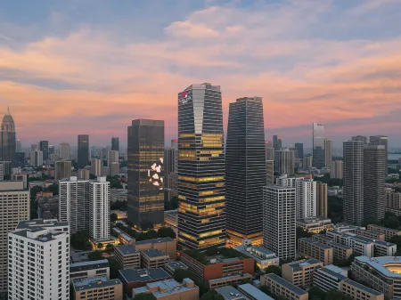 YING’n FLO, WUHAN, HANKOU ICC Отели рядом с достопримечательностью «Wuhan Polytechnic University (Changqing Huayuan East Campus)»