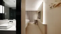 LuzhouxinyangHotel (Wanxianghui Shopping Center)