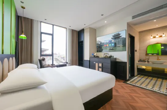 Bund No.1 Hotel (Jichuanmen Ancient City Wall, Tingzhou)