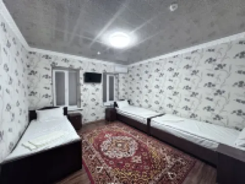 Zamin Hostel and Guest House
