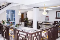 Empress Island Hotel