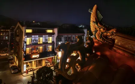 Yueshan River Scenic Hotel Отели рядом с достопримечательностью «Nanyue Grand Temple»