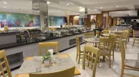 Baron Beach Hotel - Bữa sáng