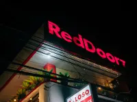 RedDoorz near Mariners Legazpi Hotels in Legaspi