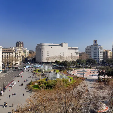 Boutique Hotel H10 Catalunya Plaza Отели рядом с достопримечательностью «Барселона — центр города»