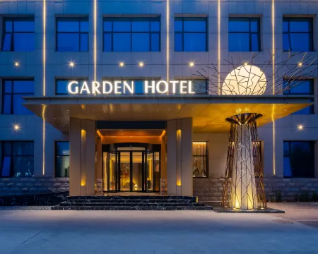 Yucheng Mulan Lake Garden Hotel (Yucheng County Government Store) Hotels in Yucheng