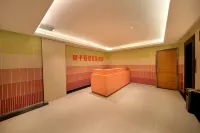 Jincheng Orange Lily Zero Pressure Homestay Hotels near Star Grand Theater · Reunion in Jincheng