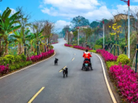 Muzhou Hot Spring Resort Cottage