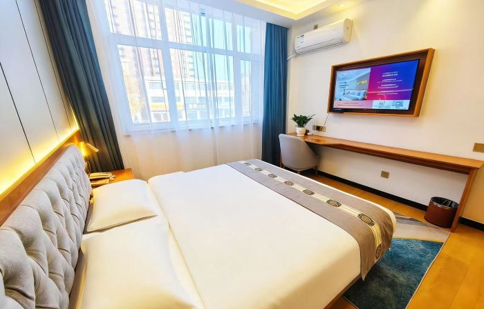 Ningjin Wanhong Holiday Hotel