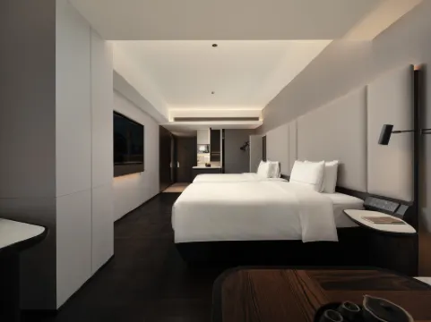 Guangzhou Takecun Subway Station Atour Hotel Отели рядом с достопримечательностью «TIT Creative Park»