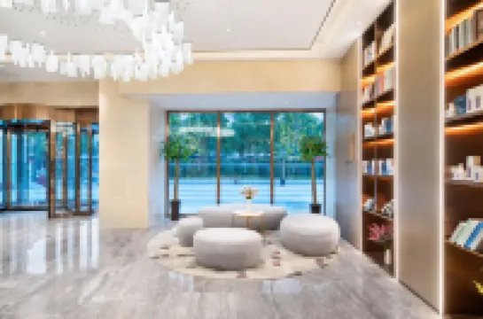 Lavande Hotel (Xuchang Jinhui Plaza Pang Donglai Angel City)