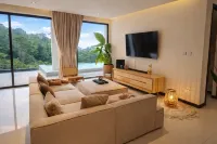 Luxury 3 BDR Jungle Villa - Infinity Pool