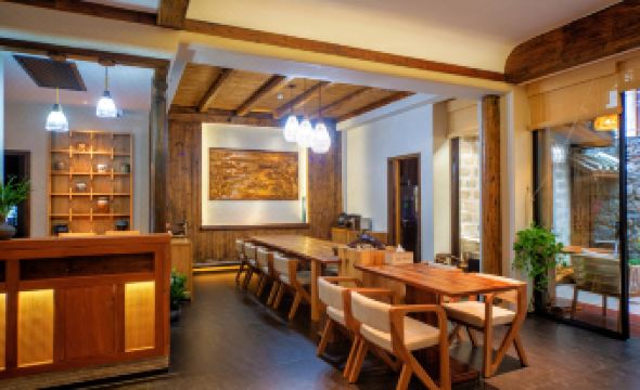 Phoenix Dayin Qianfu Homestay (Gucheng Branch)