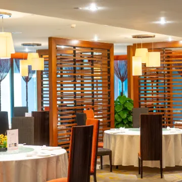 Kingkey Palace Hotel Shenzhen Отели рядом с достопримечательностью «Кяомейша Бич»
