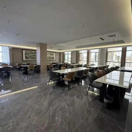 Tian Run Jin Zuo Hotel