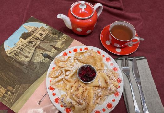 이스트-웨스트 부티크 호텔 상세