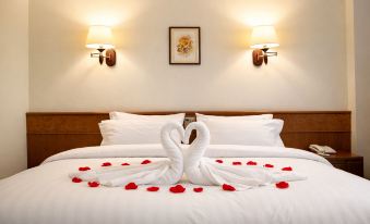 Kanchanaburi City Hotel