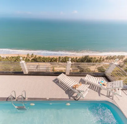 Soria Majestic Beachfront Hotel