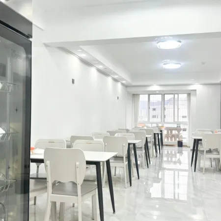 Juxing Business Hotel