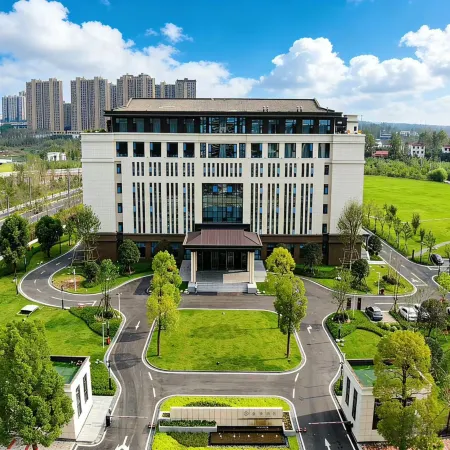 Huangchuan Jingui Hotel