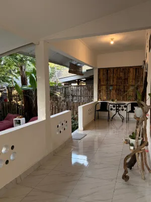 Natuna Surf & Stay | Easy living for surfers - parking
