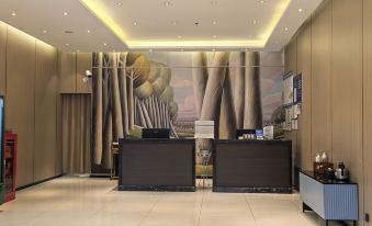 Magpie CC Hotel (Jiaozuo 12th Middle School First People's Hospital Branch)