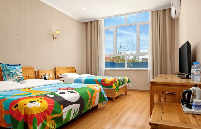 Caihong Tribe Hotel (Qicai Danxia Scenic Area)
