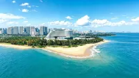 HUALUXE Hotels and Resorts BEIHAI SILVER BEACH RESORT