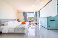 Tekes Yizhai B&B (Taiji Island Scenic Area Branch)