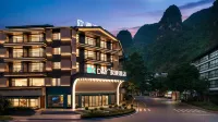 OKDAY Hotel (Yangshuo West Street, The Scenic Gallery, Yangshuo, Guilin)